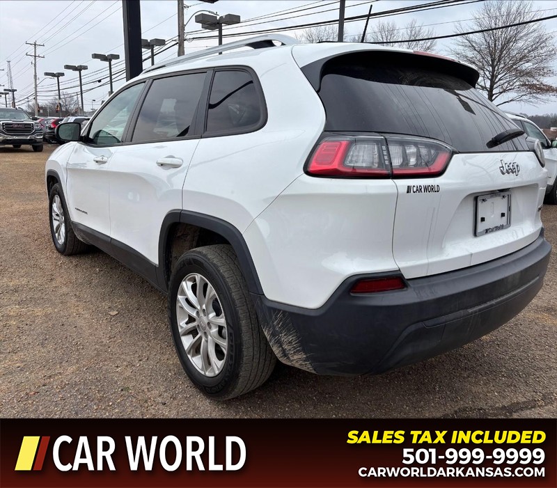 Jeep Cherokee Vehicle Full-screen Gallery Image 7