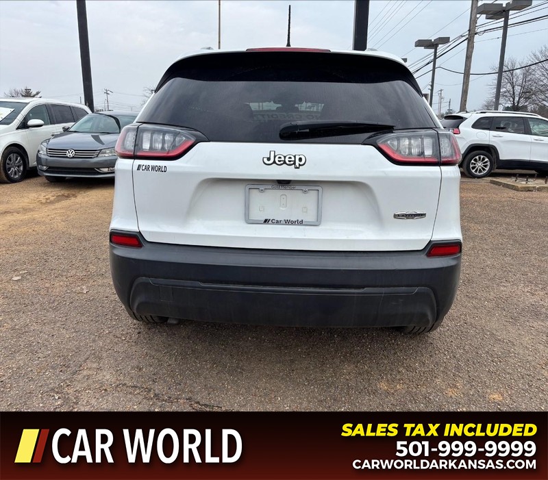 Jeep Cherokee Vehicle Full-screen Gallery Image 4