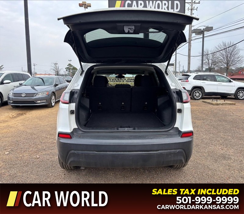 Jeep Cherokee Vehicle Full-screen Gallery Image 5