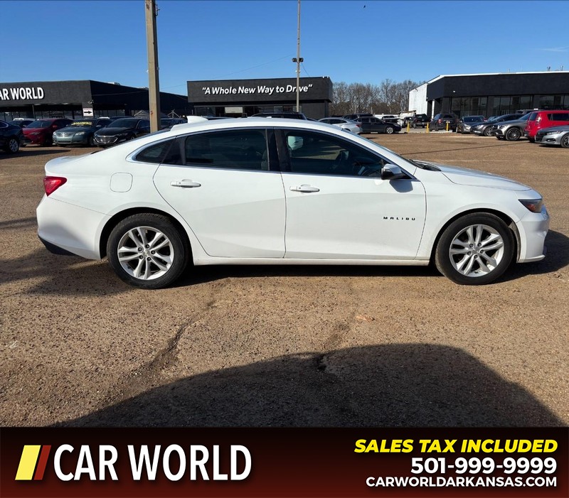 Chevrolet Malibu Vehicle Full-screen Gallery Image 2