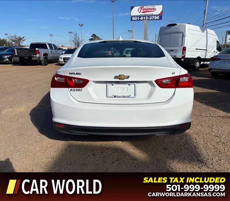 Chevrolet Malibu Vehicle Full-screen Gallery Image 4