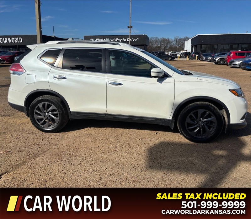 Nissan Rogue Vehicle Full-screen Gallery Image 2