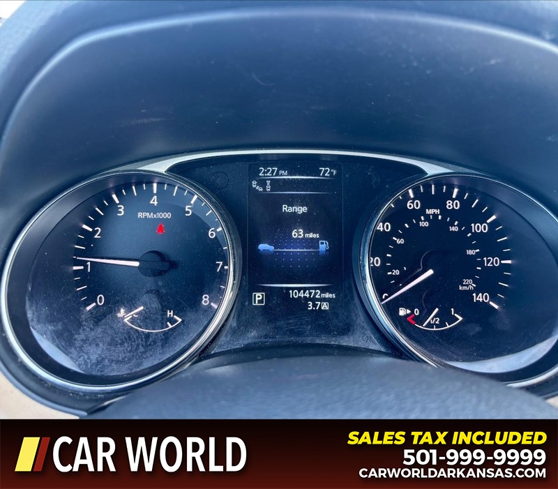 Nissan Rogue Vehicle Full-screen Gallery Image 20