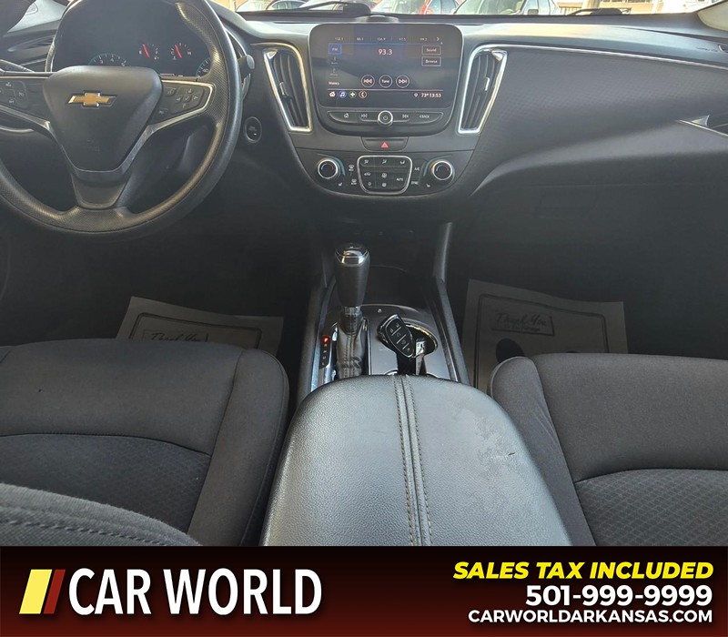 Chevrolet Malibu Vehicle Full-screen Gallery Image 18