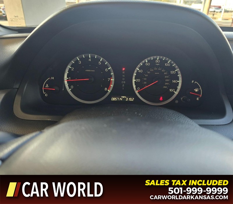 Honda Accord Sedan Vehicle Full-screen Gallery Image 16