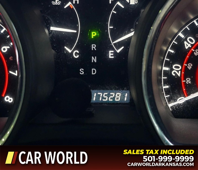 Toyota Highlander Vehicle Full-screen Gallery Image 19