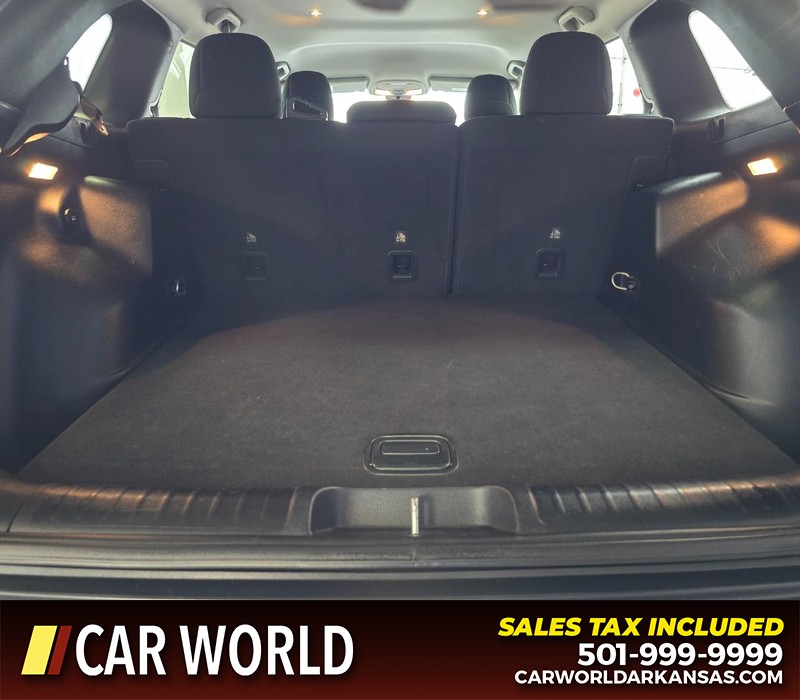 Jeep Cherokee Vehicle Full-screen Gallery Image 13