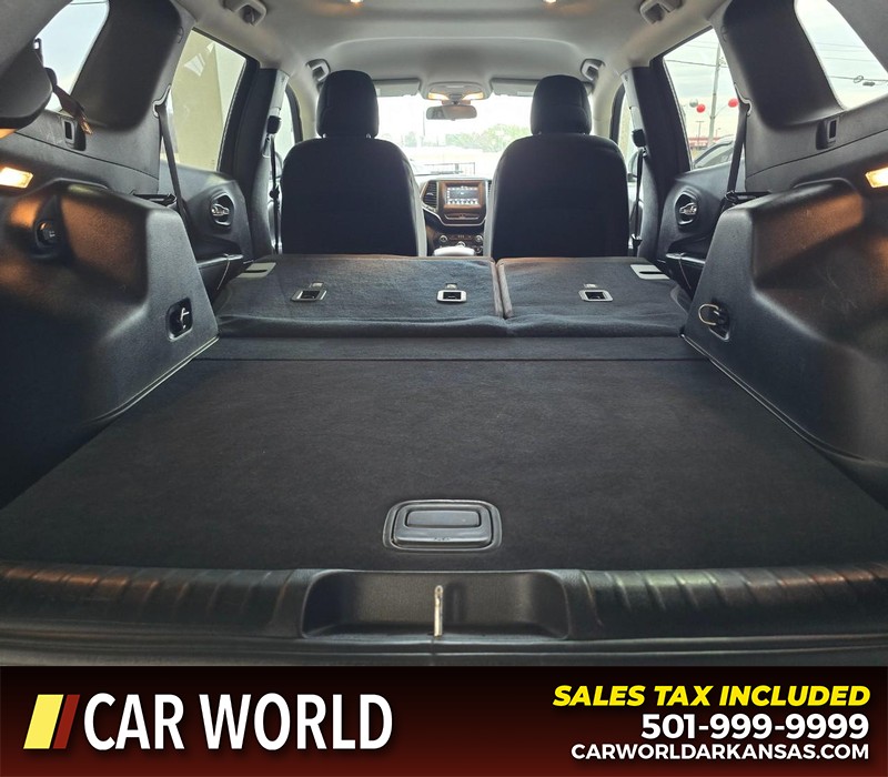 Jeep Cherokee Vehicle Full-screen Gallery Image 14