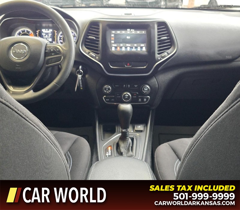 Jeep Cherokee Vehicle Full-screen Gallery Image 18