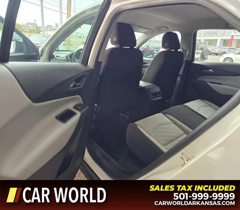 Chevrolet Equinox Vehicle Full-screen Gallery Image 9