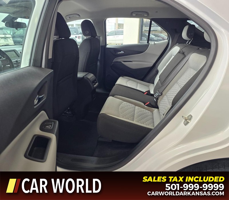 Chevrolet Equinox Vehicle Full-screen Gallery Image 10