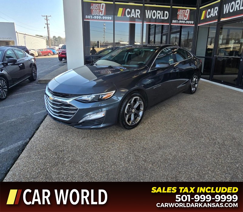 Chevrolet Malibu Vehicle Full-screen Gallery Image 3