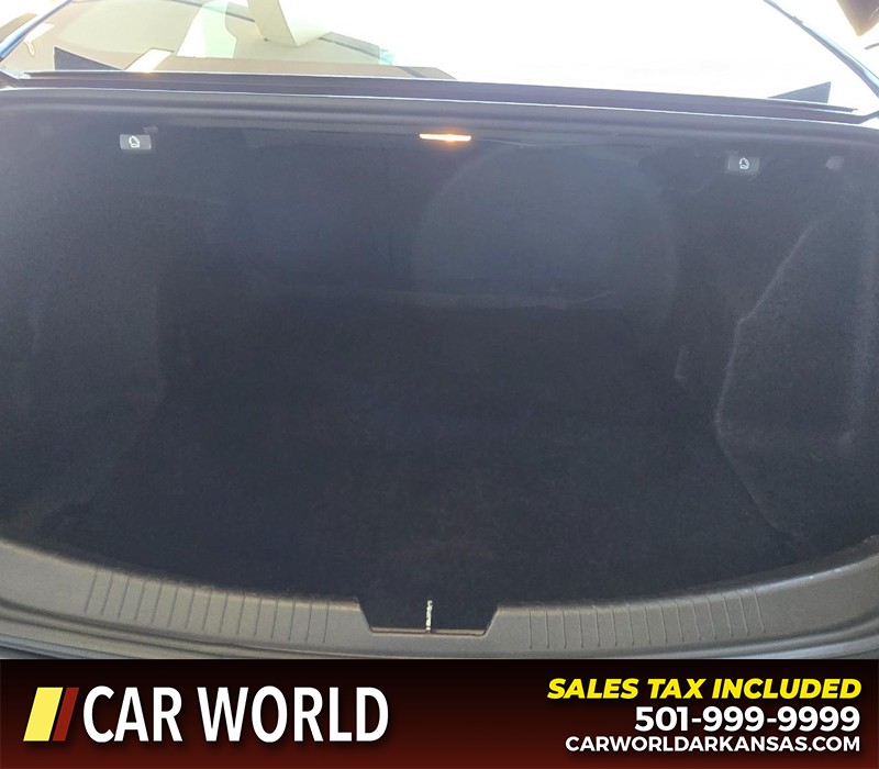 Chevrolet Malibu Vehicle Full-screen Gallery Image 13