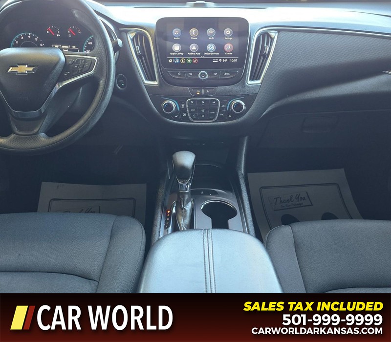 Chevrolet Malibu Vehicle Full-screen Gallery Image 18