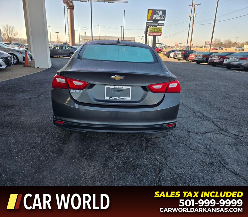 Chevrolet Malibu Vehicle Full-screen Gallery Image 5