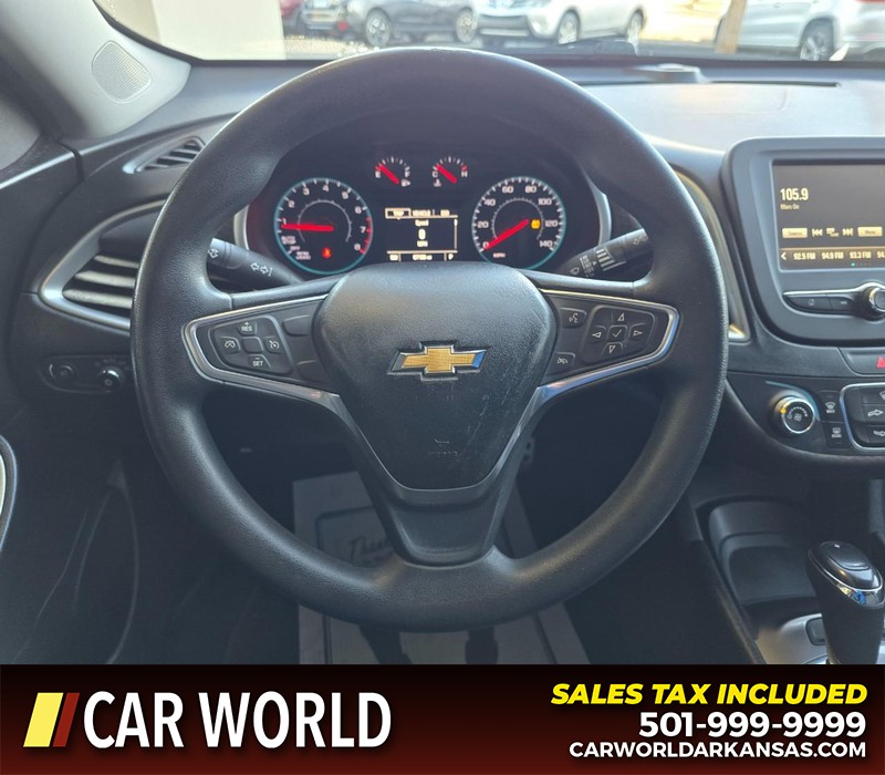 Chevrolet Malibu Vehicle Full-screen Gallery Image 15