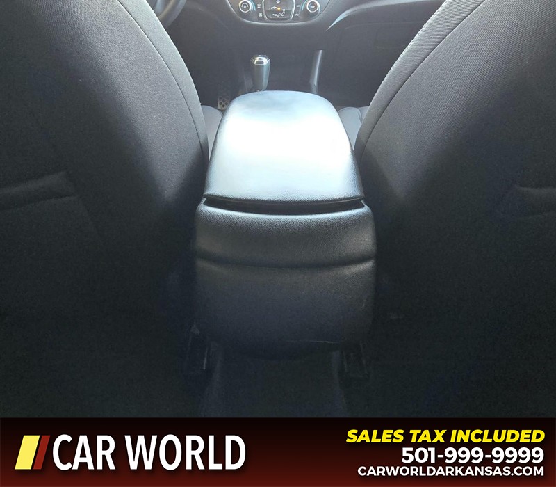 Chevrolet Malibu Vehicle Full-screen Gallery Image 19