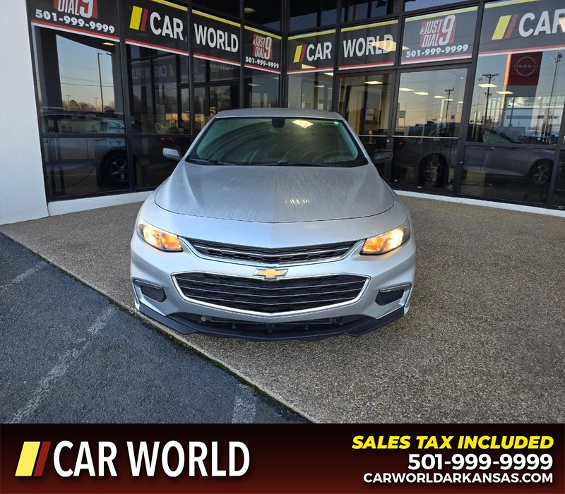 Chevrolet Malibu Vehicle Full-screen Gallery Image 2