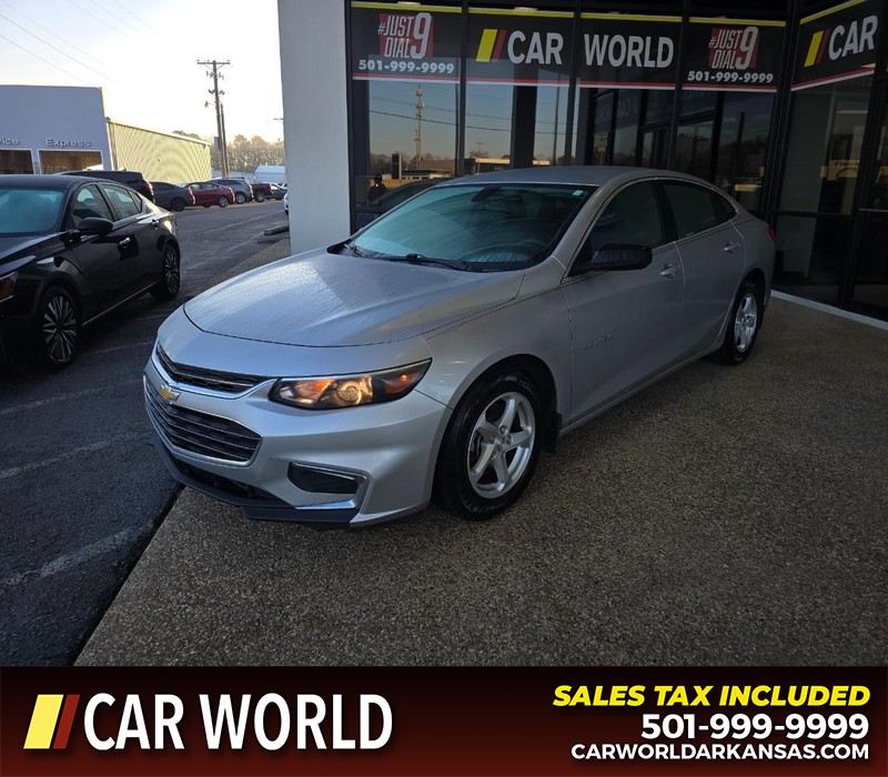 Chevrolet Malibu Vehicle Full-screen Gallery Image 3