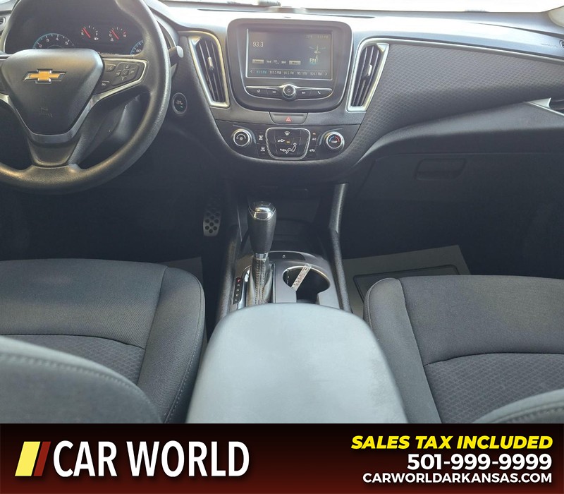 Chevrolet Malibu Vehicle Full-screen Gallery Image 17