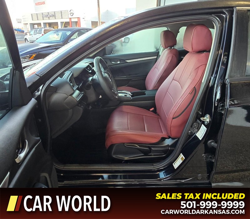 Honda Civic Sedan Vehicle Full-screen Gallery Image 8