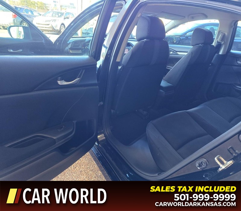 Honda Civic Sedan Vehicle Full-screen Gallery Image 9