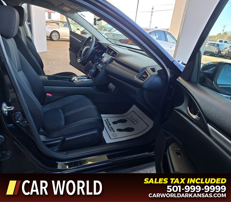 Honda Civic Sedan Vehicle Full-screen Gallery Image 11