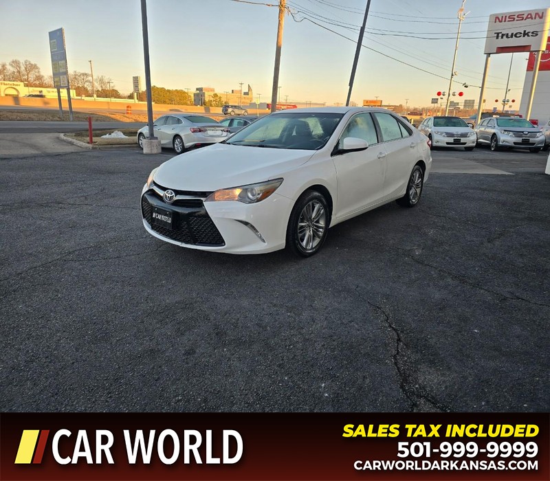 Toyota Camry Vehicle Full-screen Gallery Image 3