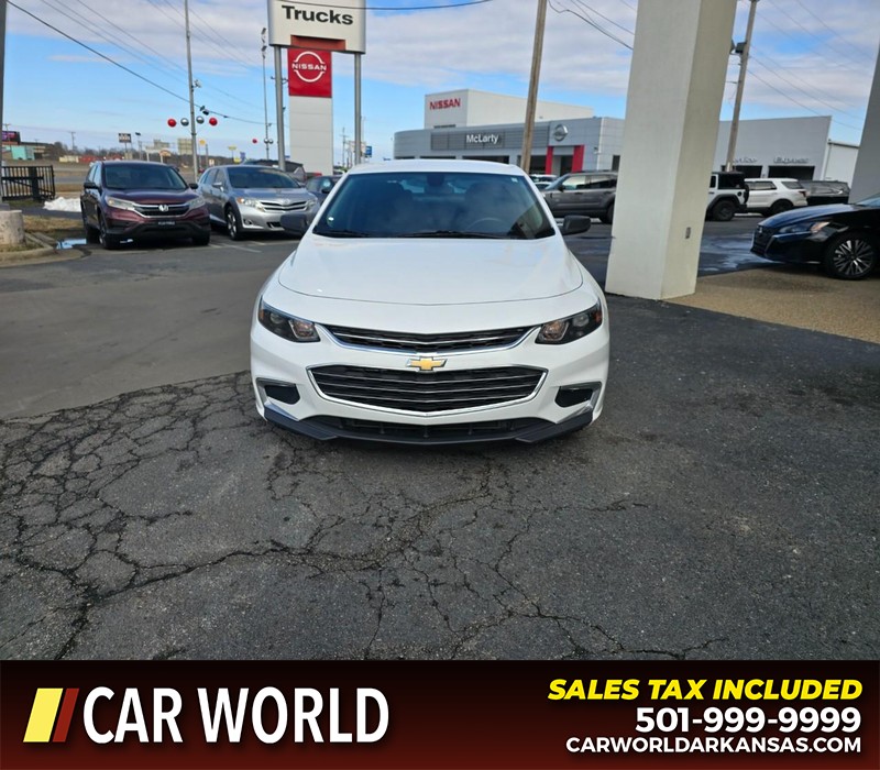 Chevrolet Malibu Vehicle Full-screen Gallery Image 2