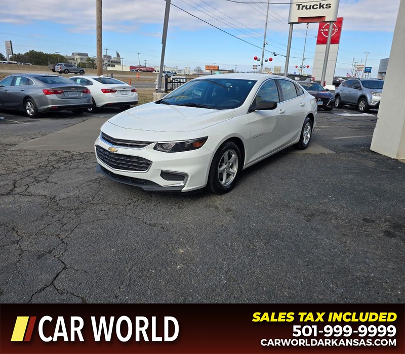 Chevrolet Malibu Vehicle Full-screen Gallery Image 3