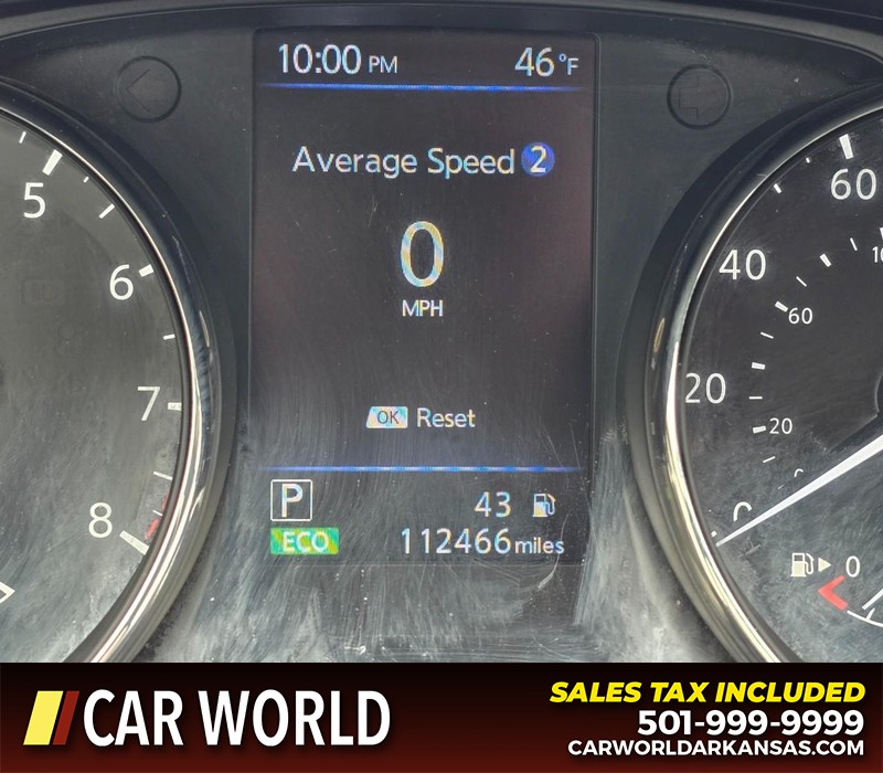 Nissan Rogue Vehicle Full-screen Gallery Image 16