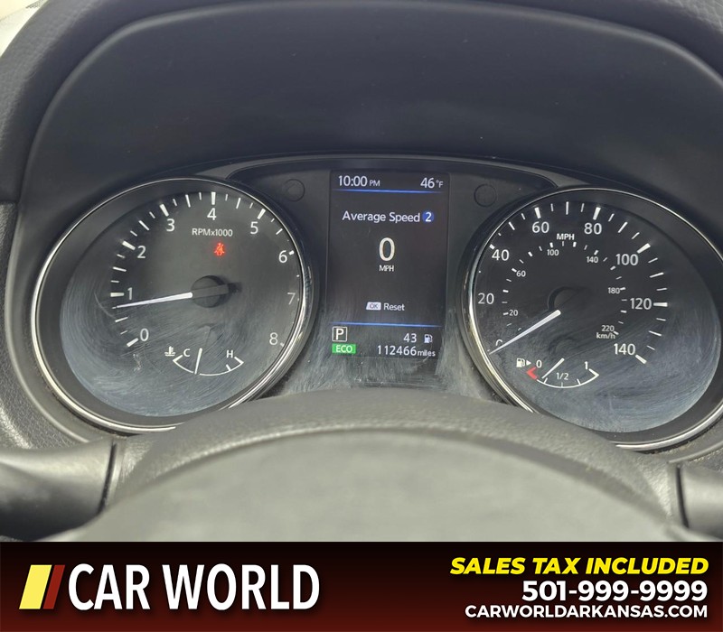 Nissan Rogue Vehicle Full-screen Gallery Image 17