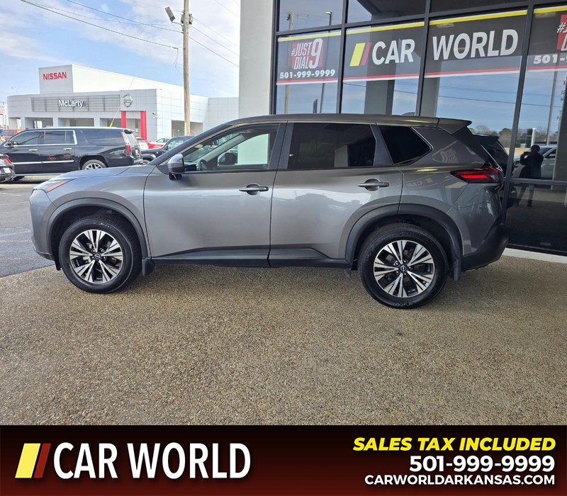 Nissan Rogue Vehicle Full-screen Gallery Image 4