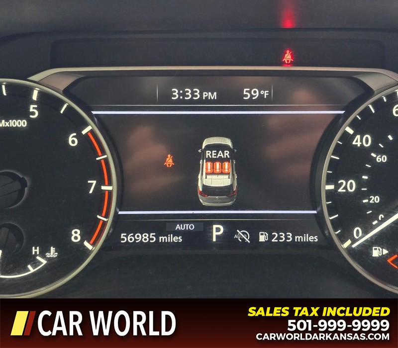 Nissan Rogue Vehicle Full-screen Gallery Image 16