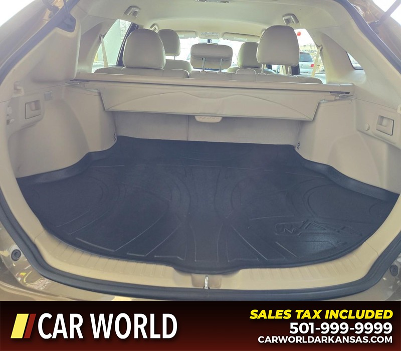 Toyota Venza Vehicle Full-screen Gallery Image 13