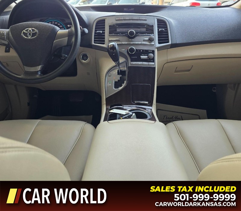 Toyota Venza Vehicle Full-screen Gallery Image 18