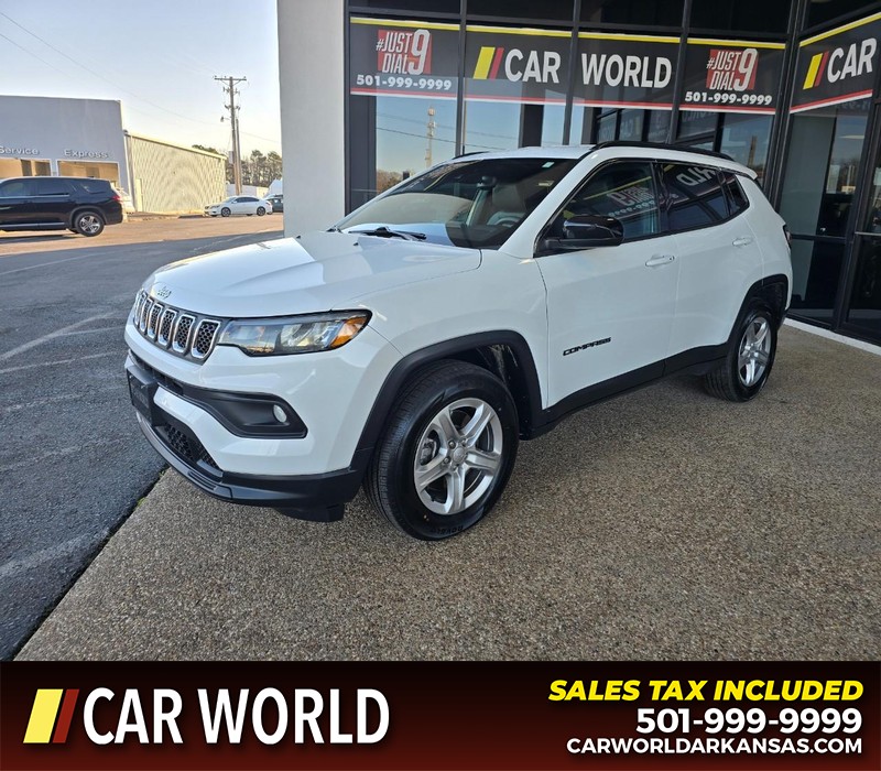 Jeep Compass Vehicle Full-screen Gallery Image 3