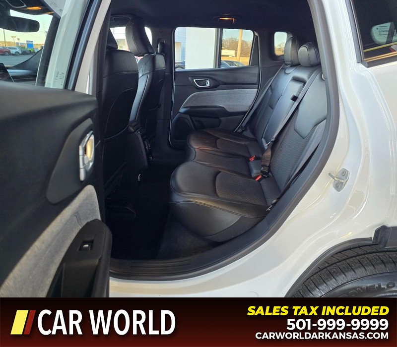 Jeep Compass Vehicle Full-screen Gallery Image 10