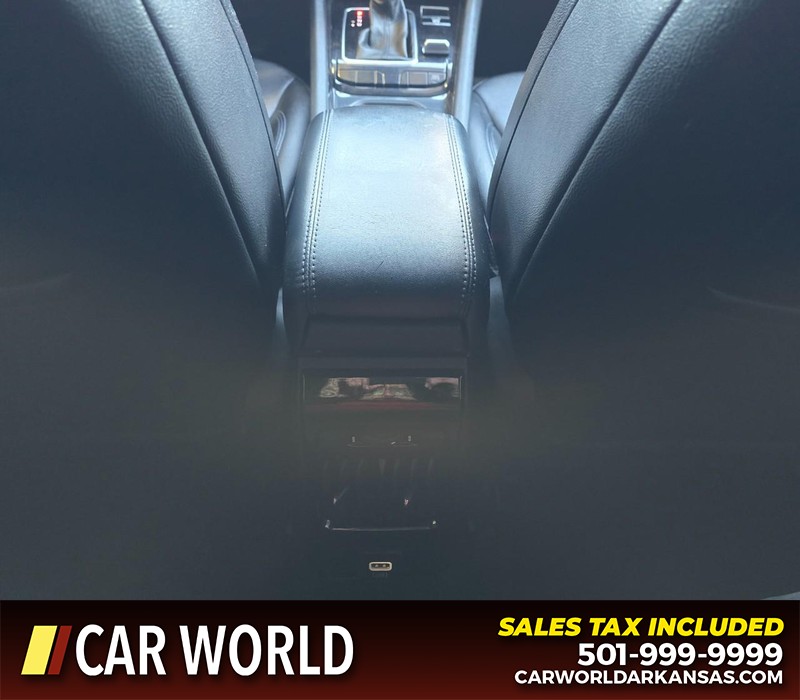 Jeep Compass Vehicle Full-screen Gallery Image 19