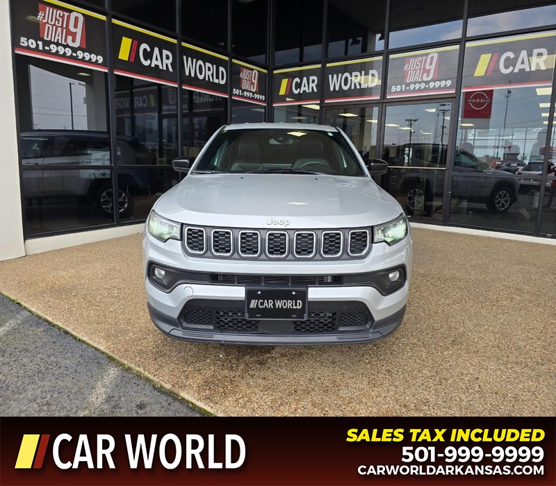 Jeep Compass Vehicle Full-screen Gallery Image 2