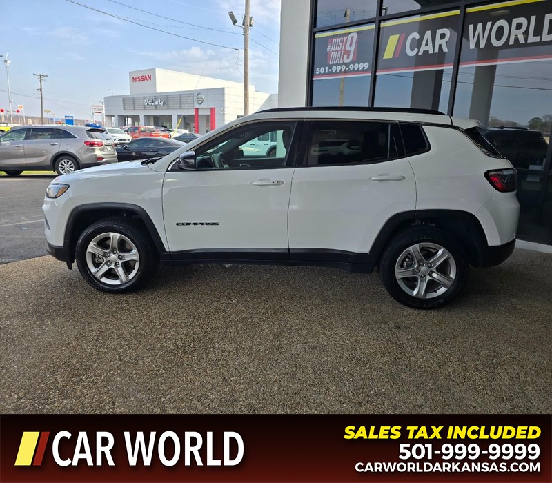 Jeep Compass Vehicle Full-screen Gallery Image 4