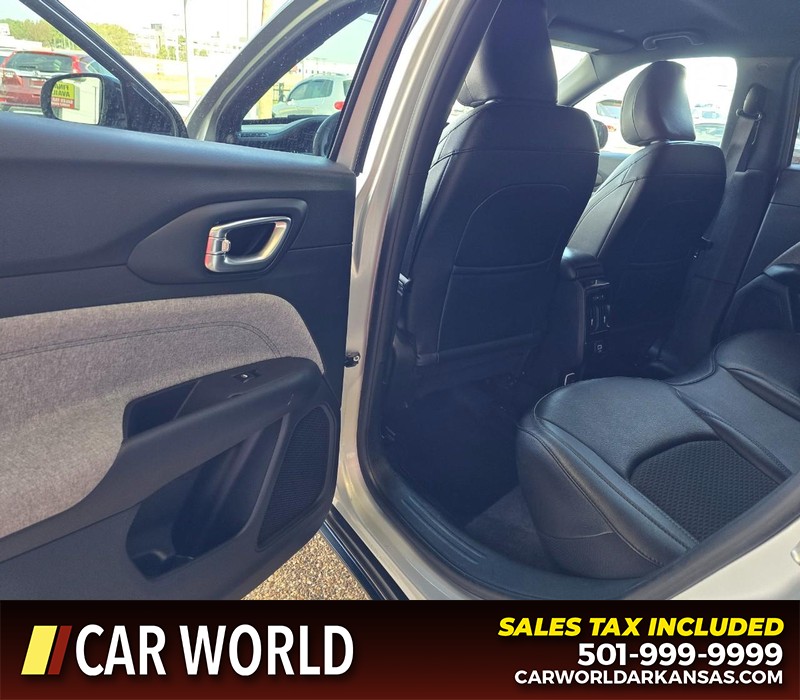 Jeep Compass Vehicle Full-screen Gallery Image 9