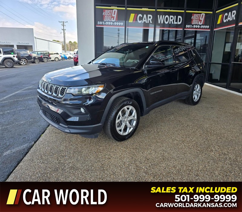 Jeep Compass Vehicle Full-screen Gallery Image 3