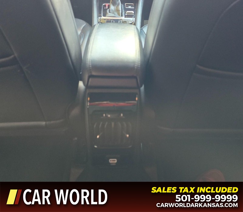 Jeep Compass Vehicle Full-screen Gallery Image 19