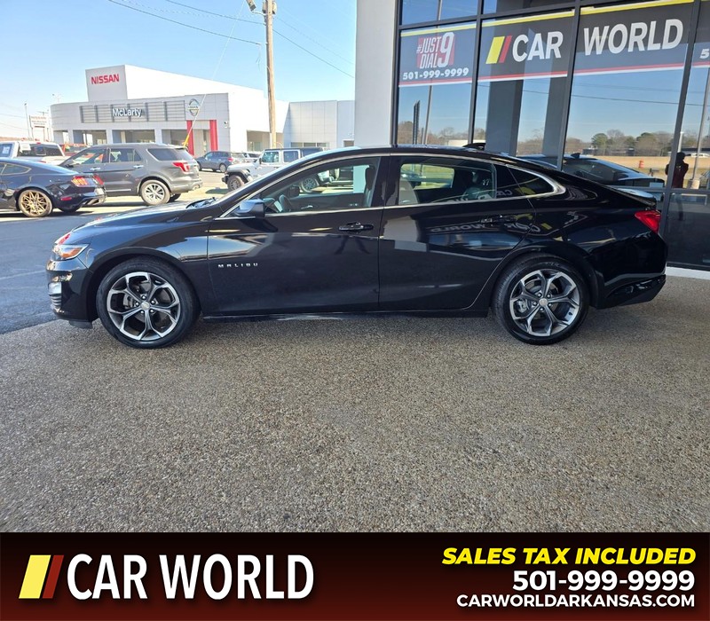 Chevrolet Malibu Vehicle Full-screen Gallery Image 4