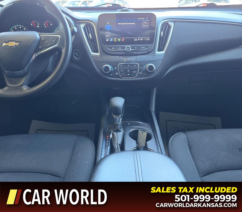 Chevrolet Malibu Vehicle Full-screen Gallery Image 18