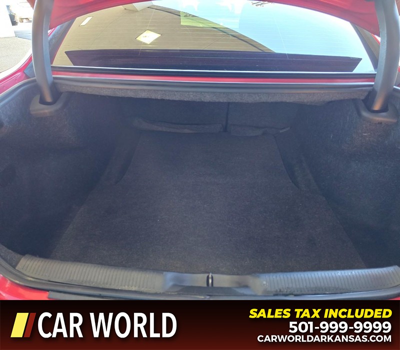 Dodge Charger Vehicle Full-screen Gallery Image 12