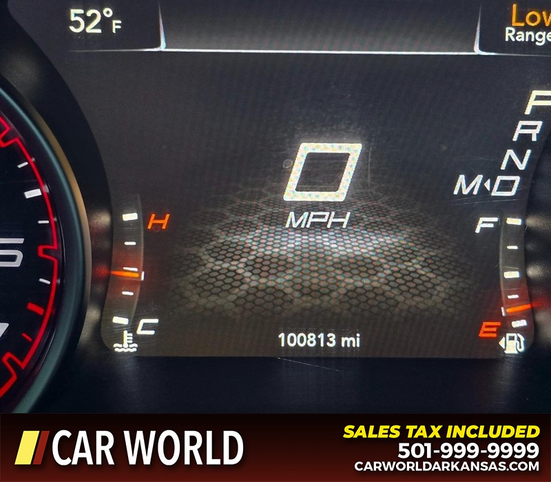 Dodge Charger Vehicle Full-screen Gallery Image 15