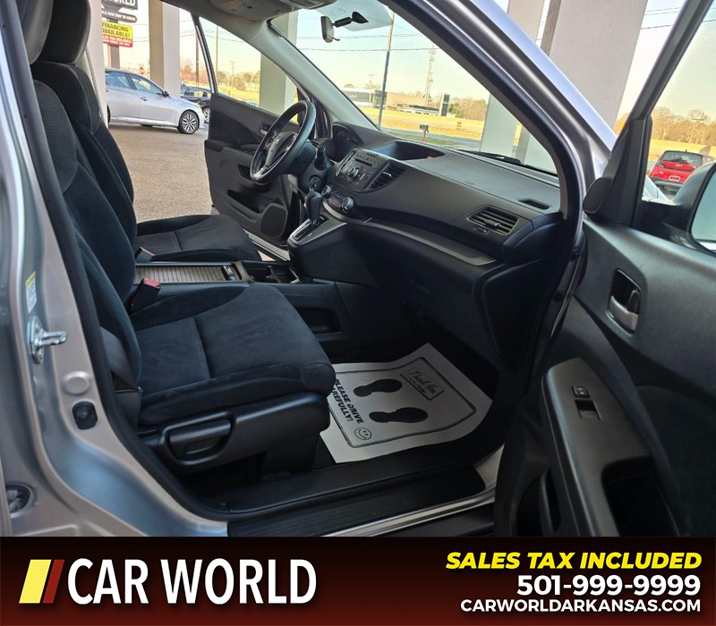 Honda CR-V Vehicle Full-screen Gallery Image 11