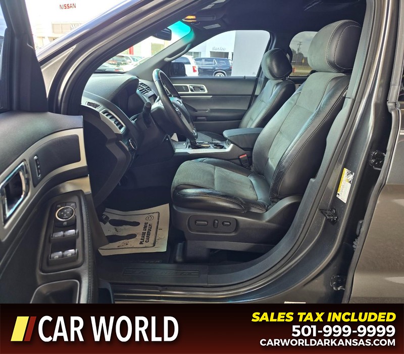 Ford Explorer Vehicle Full-screen Gallery Image 8